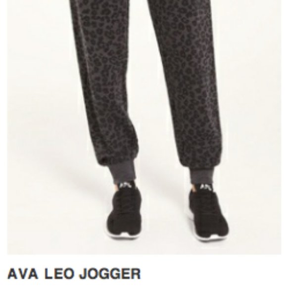 Ava Leo Jogger - Picture 4 of 4
